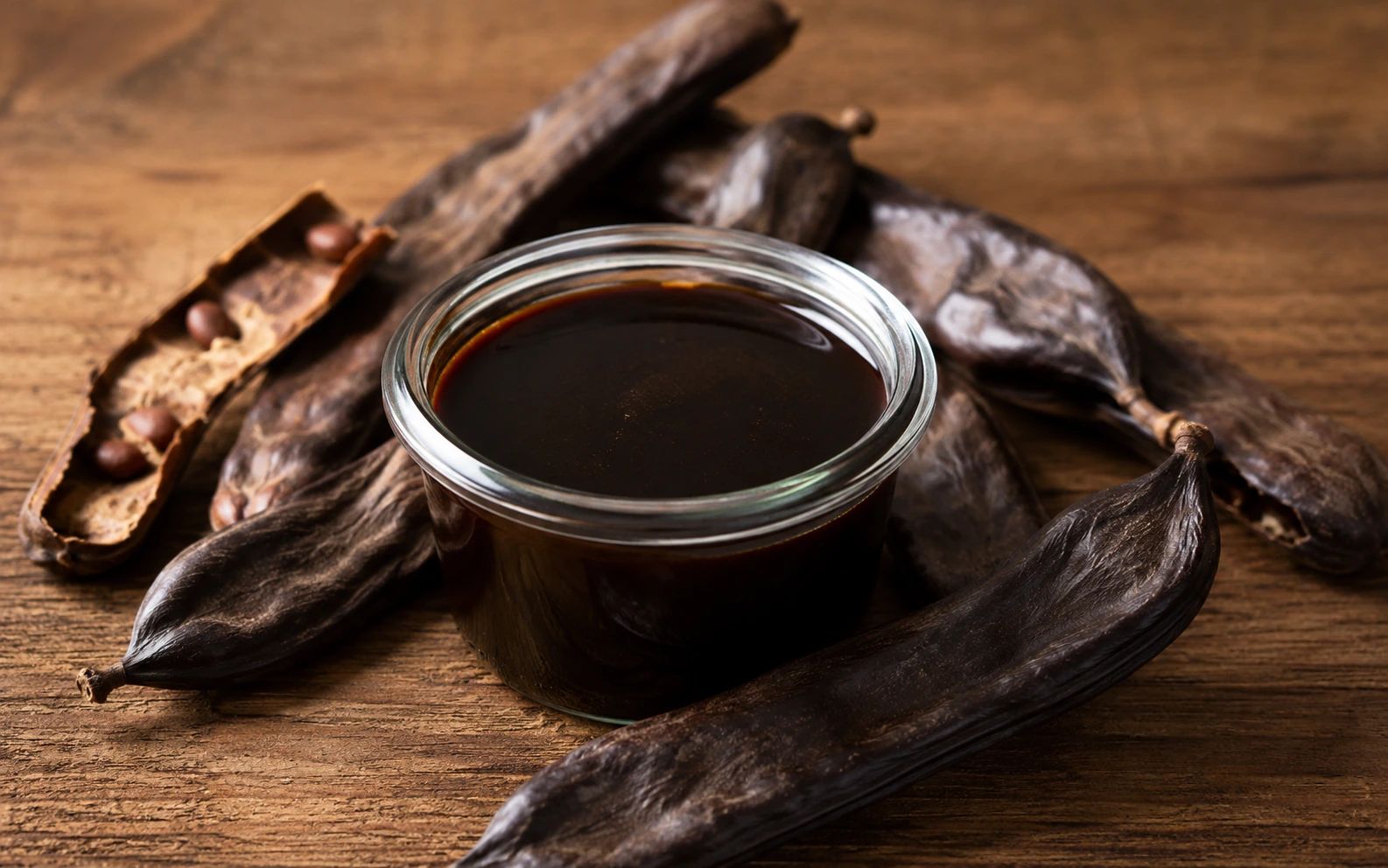 Algarrobina en bebidas calientes: cómo integrarla sin sedimento en café, cacao y leche